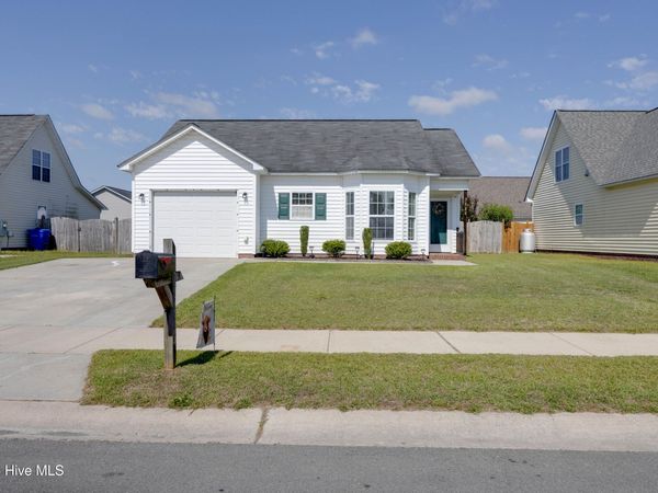 3824 St. Augustine Drive, Greenville, NC 27834