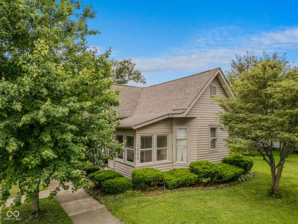 1902 Gilmore Street , Columbus, IN 47201