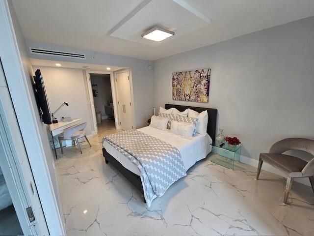 120 SE 5th Avenue, Boca Raton, FL 33432 Photo