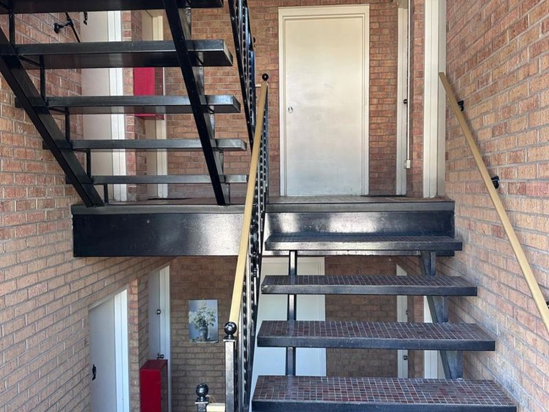 6611 Hearne Road, Unit 101, Green Township, OH 45248 Photo 3