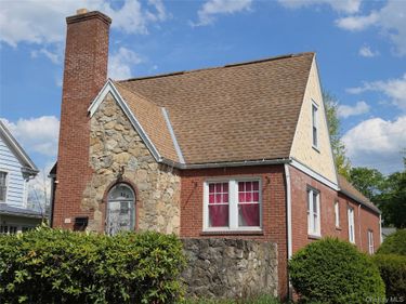 208 S Grand Avenue , Poughkeepsie, NY 12603