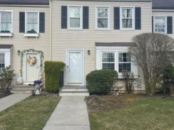 48 Wexford Dr, Mendham, NJ 07945