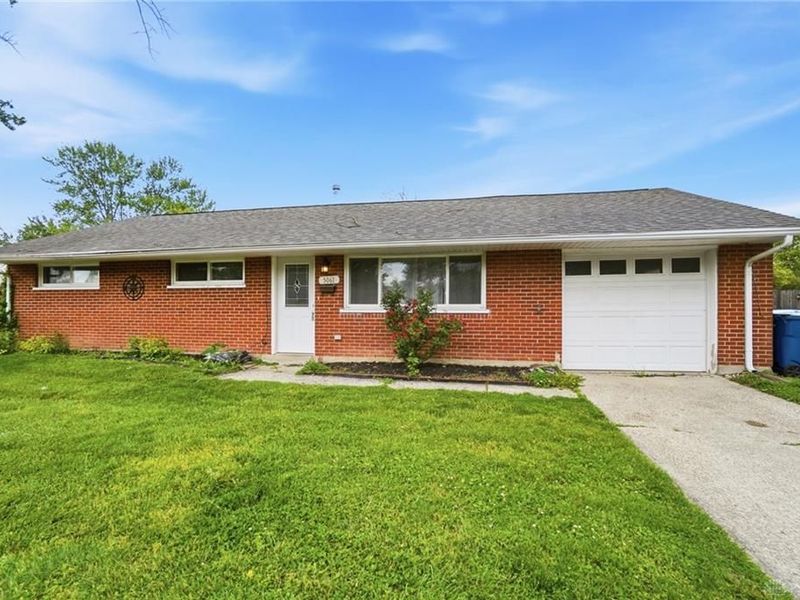 5061 Packard Drive, Huber Heights, OH 45424 Photo 3