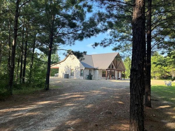 389 Overcup Acorn Trail, Broken Bow, OK 74728