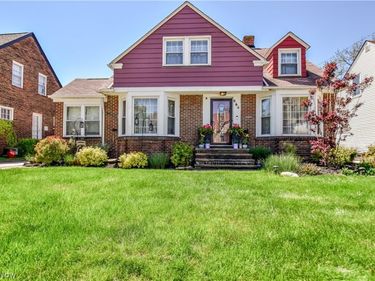 864 Medford Road, Cleveland Heights, OH 44121