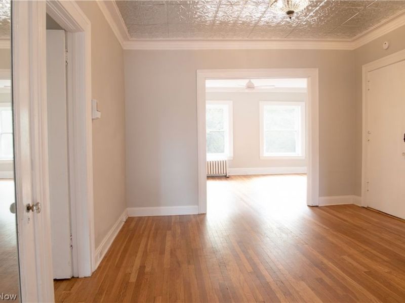 2617 Euclid Heights Boulevard, Unit 2, Cleveland Heights, OH 44106 Photo 2