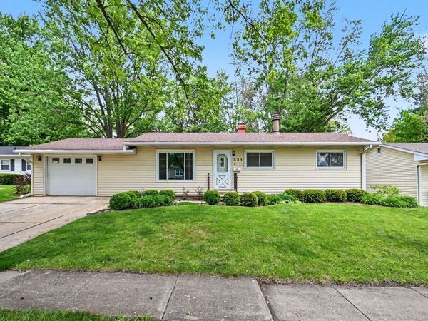 331 E Dresser Road , DeKalb, IL 60115