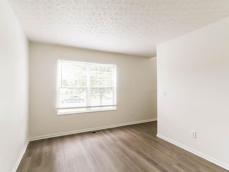 5900 Winshire Drive , Canal Winchester, OH 43110 Photo 6