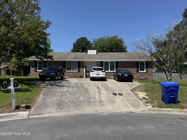 105 Mosby Circle, Unit A&B, Greenville, NC 27834