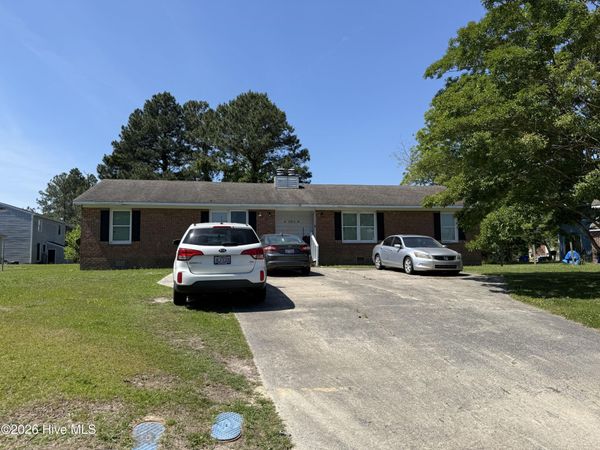 103 Mosby Circle , Unit A/B, Greenville, NC 27834