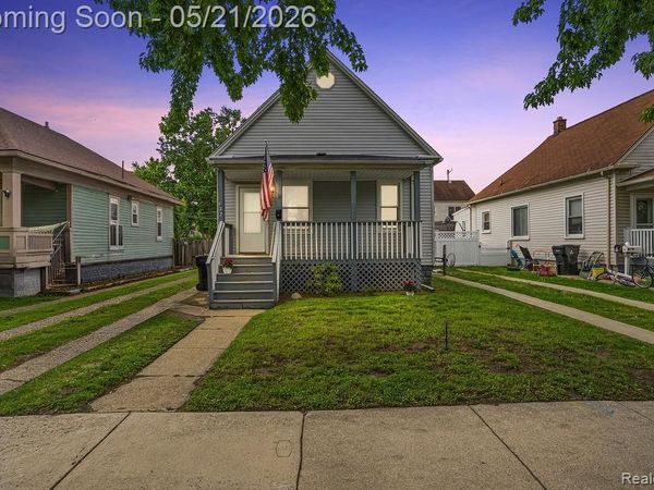 437 Poplar Street, Wyandotte, MI 48192