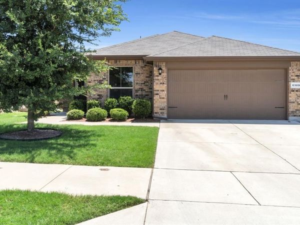 6309 Seagull Lane, Fort Worth, TX 76179