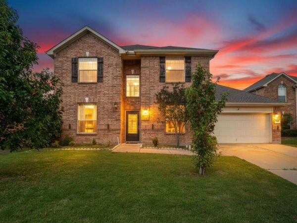 3019 Riverwood Lane, Grand Prairie, TX 75052