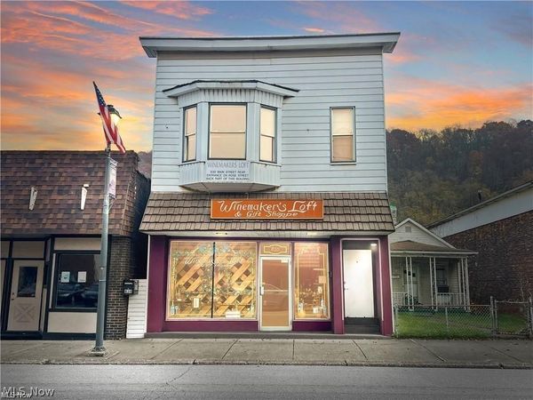 830 Main St , Follansbee, WV 26037