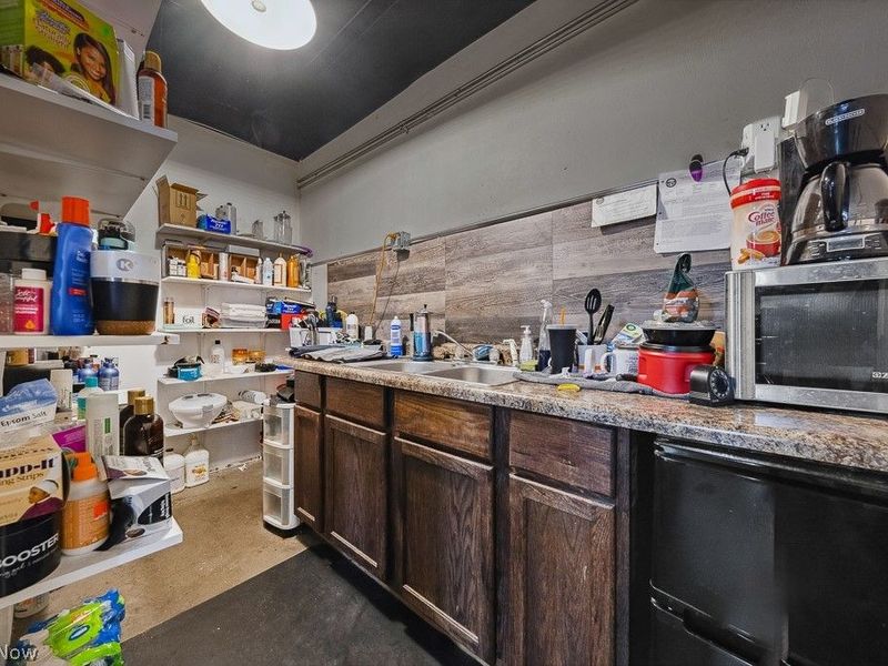 700 N Union Avenue, Alliance, OH 44601 Photo 17
