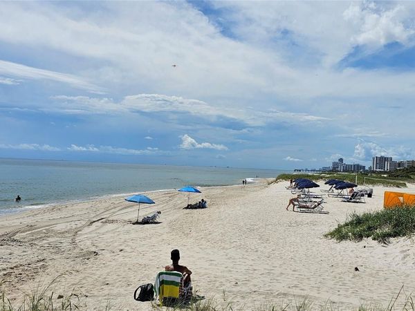 3212 NE 12th Street, Unit 202, Pompano Beach, FL 33062