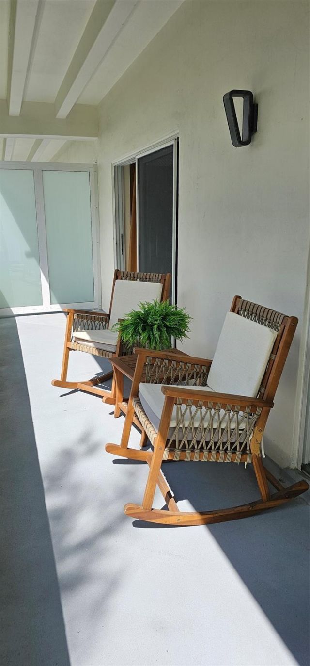 3212 NE 12th Street, Unit 202, Pompano Beach, FL 33062 Photo