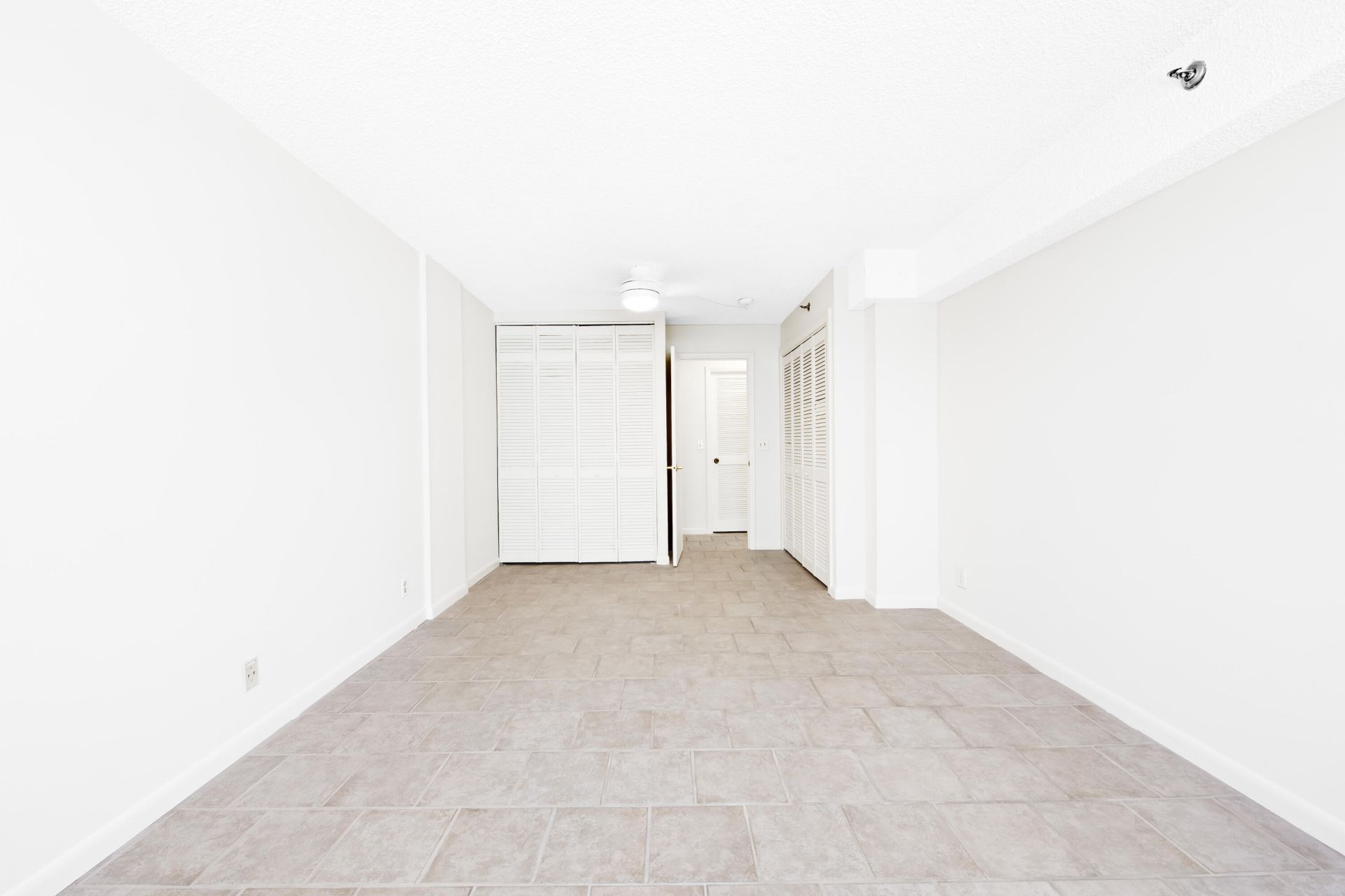 4505 S Ocean Boulevard, Unit 303, Highland Beach, FL 33487 Photo