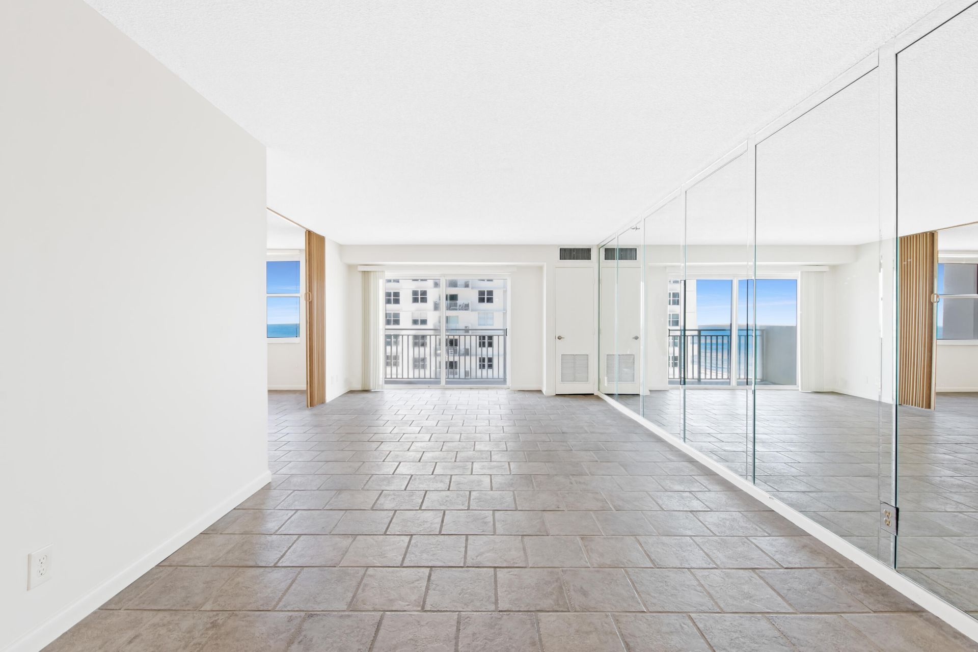 4505 S Ocean Boulevard, Unit 303, Highland Beach, FL 33487 Photo