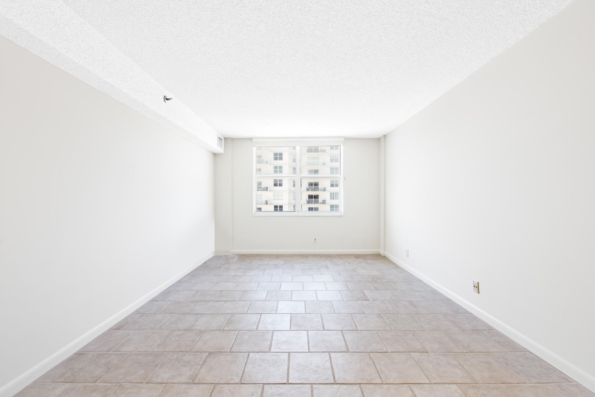 4505 S Ocean Boulevard, Unit 303, Highland Beach, FL 33487 Photo