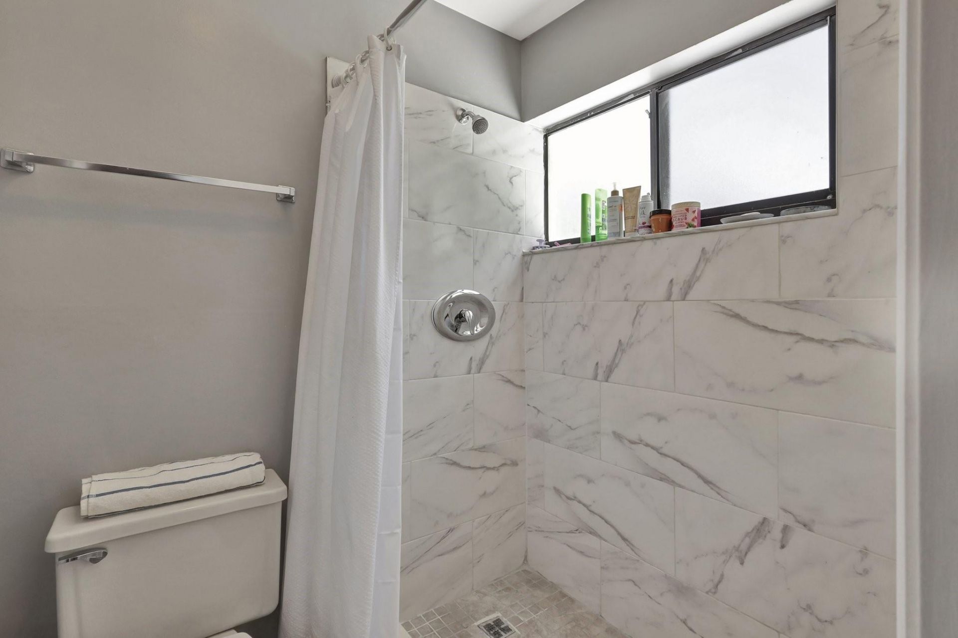 5884 Morningstar Circle, Unit 201, Delray Beach, FL 33484 Photo
