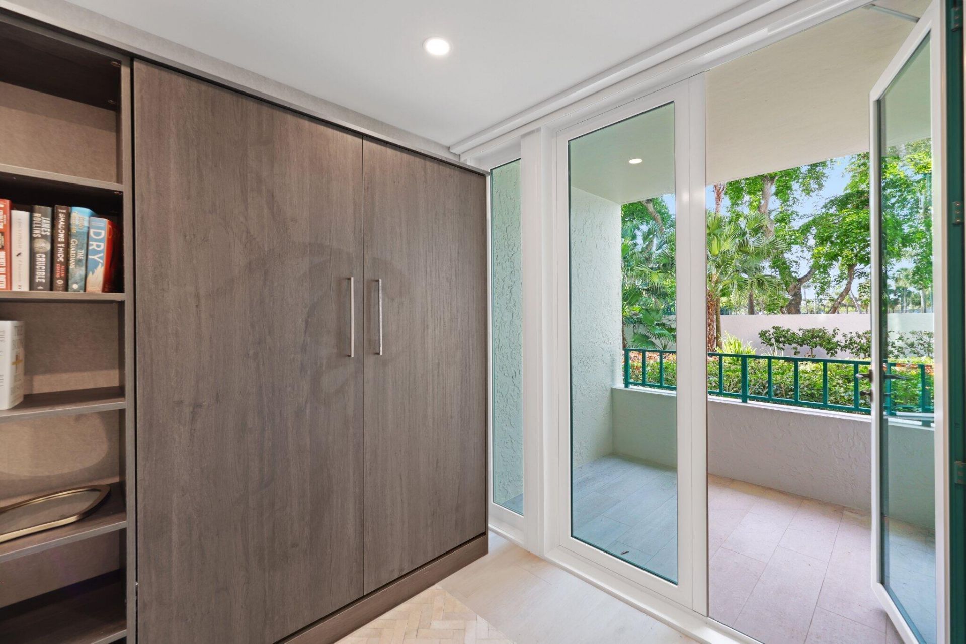 100 SE 5th Avenue, Unit 106, Boca Raton, FL 33432 Photo