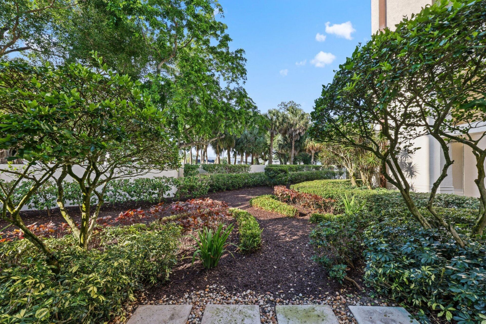 100 SE 5th Avenue, Unit 106, Boca Raton, FL 33432 Photo