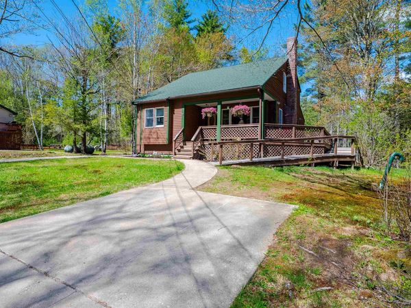 21 Elaine Road, Middleton, NH 03887