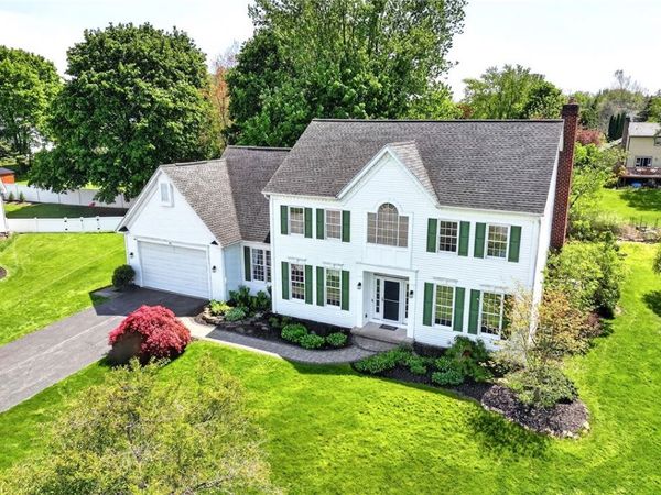 5 Lacosta Court, Fairport, NY 14450