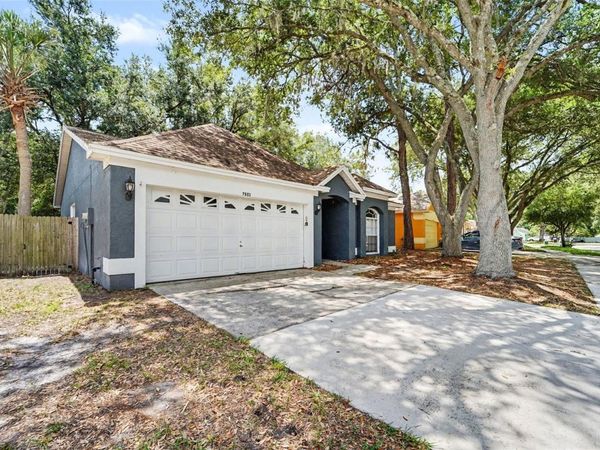 7603 SAVANNAH LANE, TAMPA, FL 33637