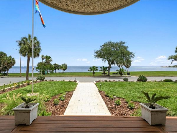 1803 BEACH DRIVE SE, ST PETERSBURG, FL 33705