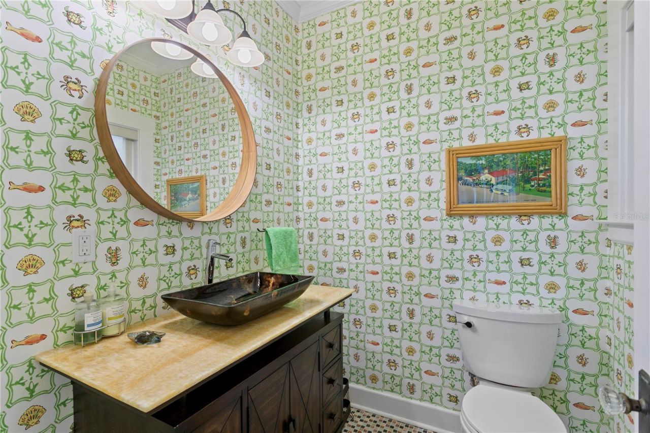 1803 Beach Drive Se, Saint Petersburg, FL 33705 Photo