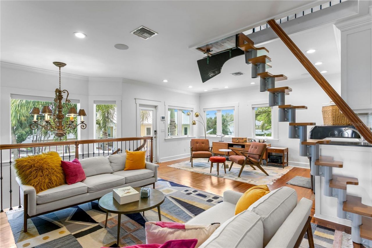1803 Beach Drive Se, Saint Petersburg, FL 33705 Photo