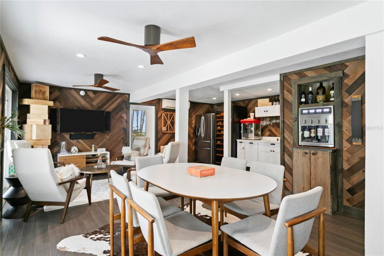 1803 Beach Drive Se, Saint Petersburg, FL 33705 Photo