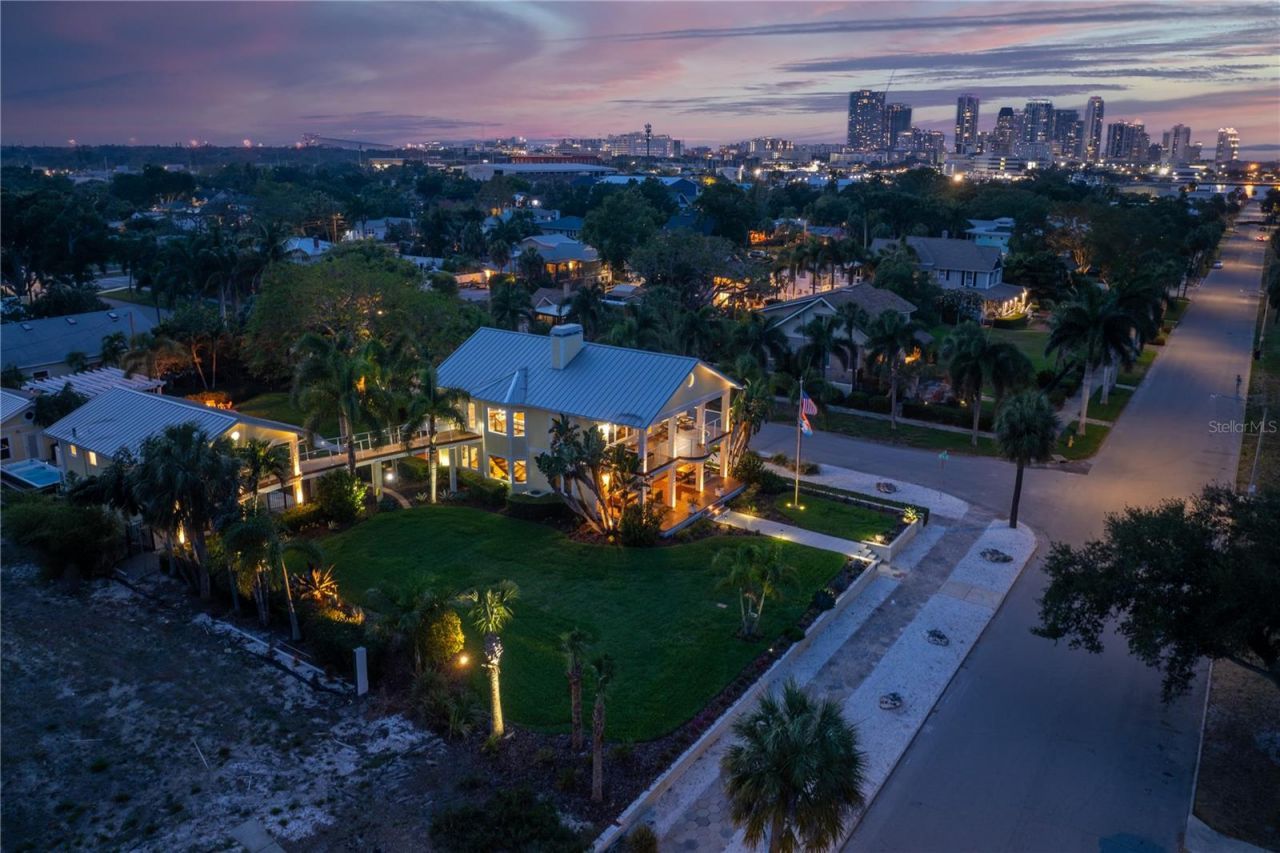 1803 Beach Drive Se, Saint Petersburg, FL 33705 Photo