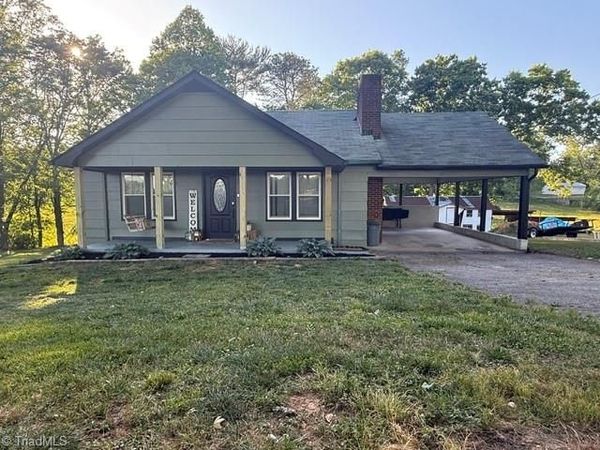 222 Handy Walker Street , North Wilkesboro, NC 28659