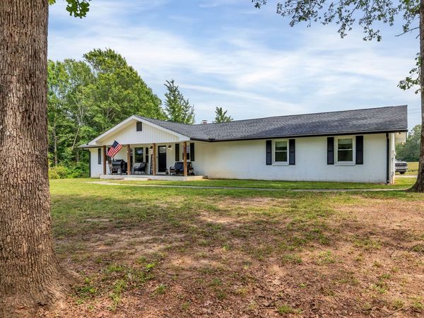 4358 New Manchester Hwy , Tullahoma, TN 37388