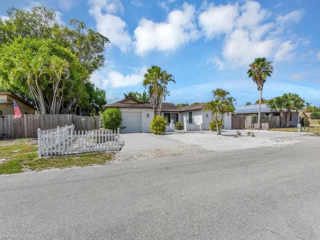 9012 Carolina St , Bonita Springs, FL 34135 Photo