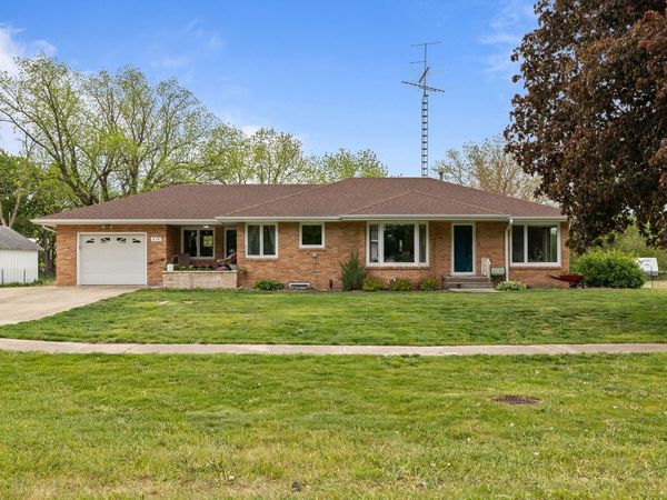 218 N Fulton Street, Newell, IA 50568