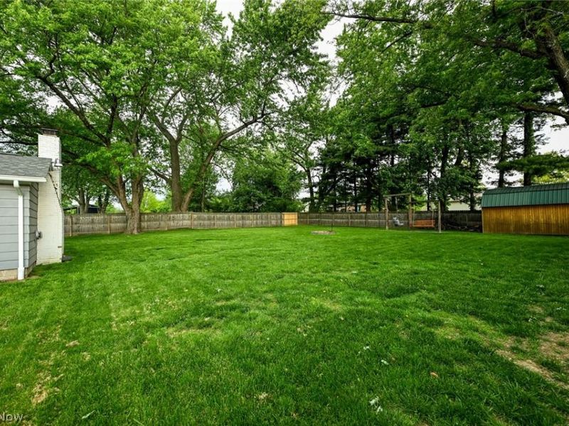 5175 Oakvale Street SW, Canton, OH 44706 Photo 11
