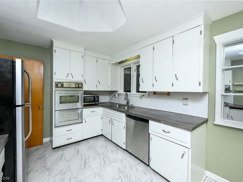 5175 Oakvale Street SW, Canton, OH 44706 Photo 23