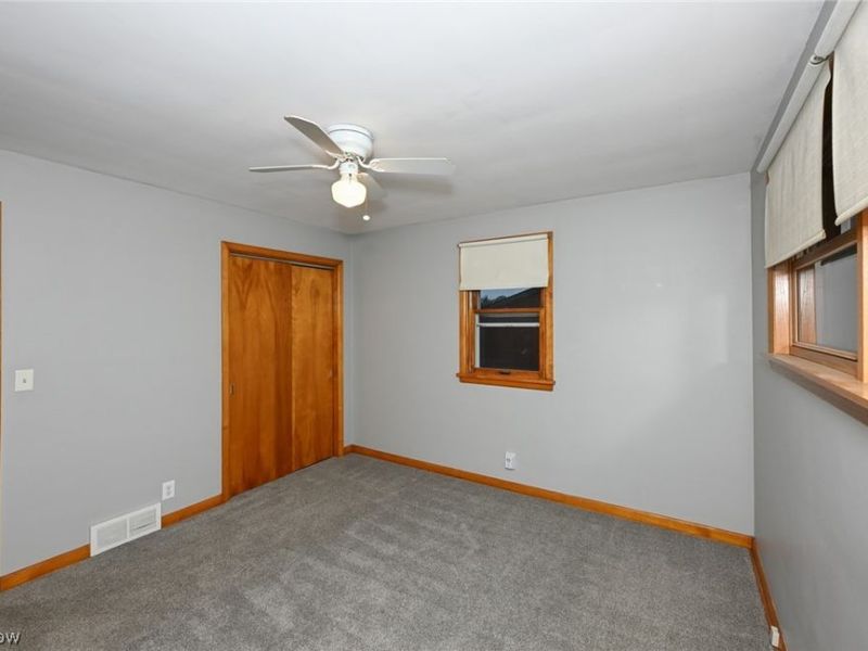 5175 Oakvale Street SW, Canton, OH 44706 Photo 30
