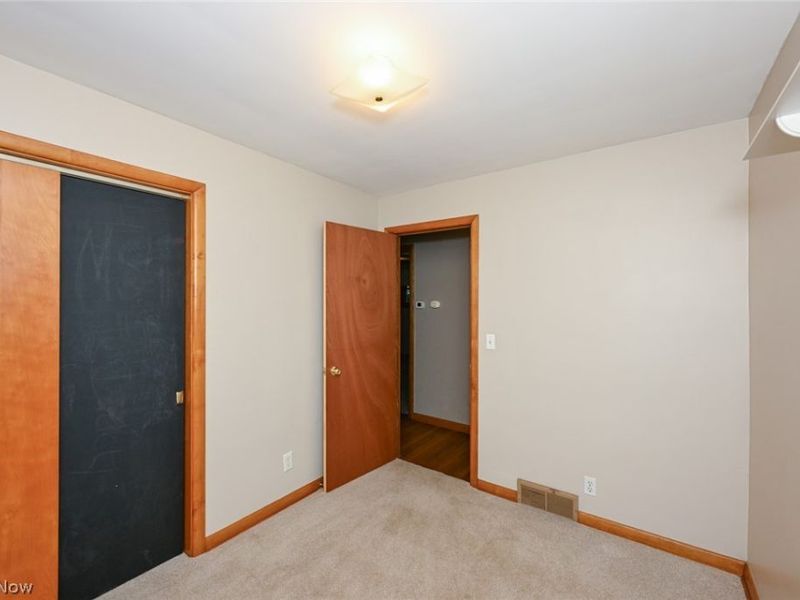 5175 Oakvale Street SW, Canton, OH 44706 Photo 35