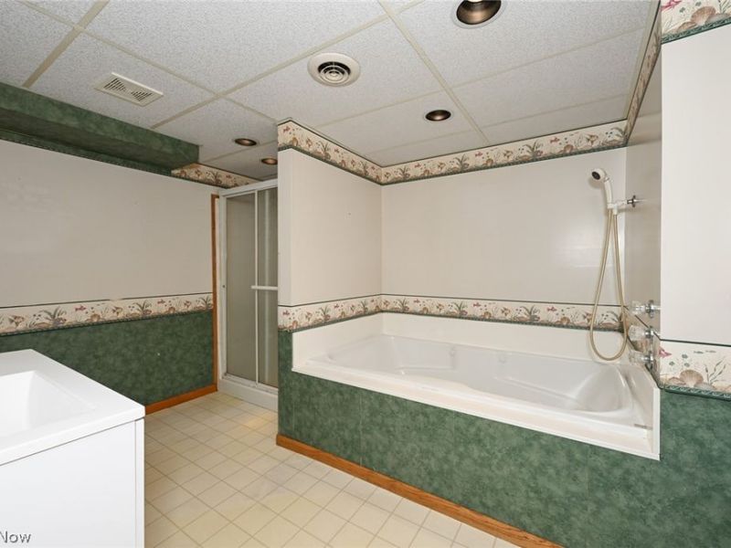 5175 Oakvale Street SW, Canton, OH 44706 Photo 42