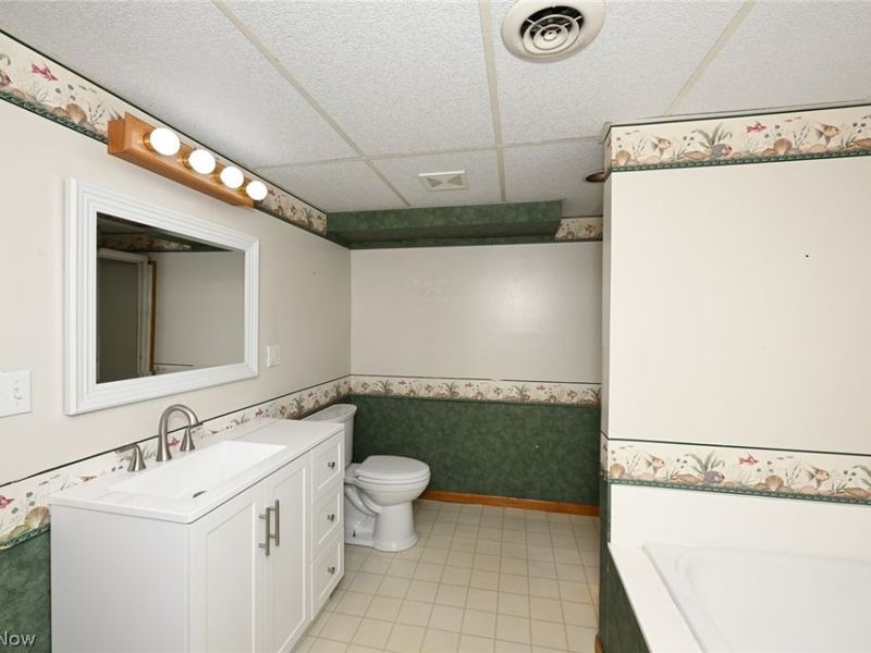 5175 Oakvale Street SW, Canton, OH 44706 Photo 43