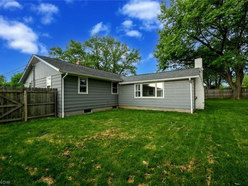 5175 Oakvale Street SW, Canton, OH 44706 Photo 6