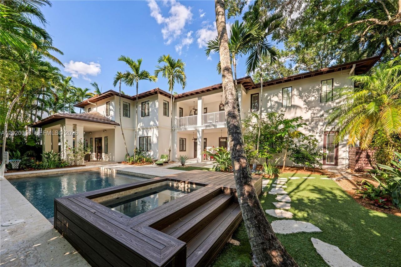 4196 S Douglas Rd , Miami, FL 33133 Photo