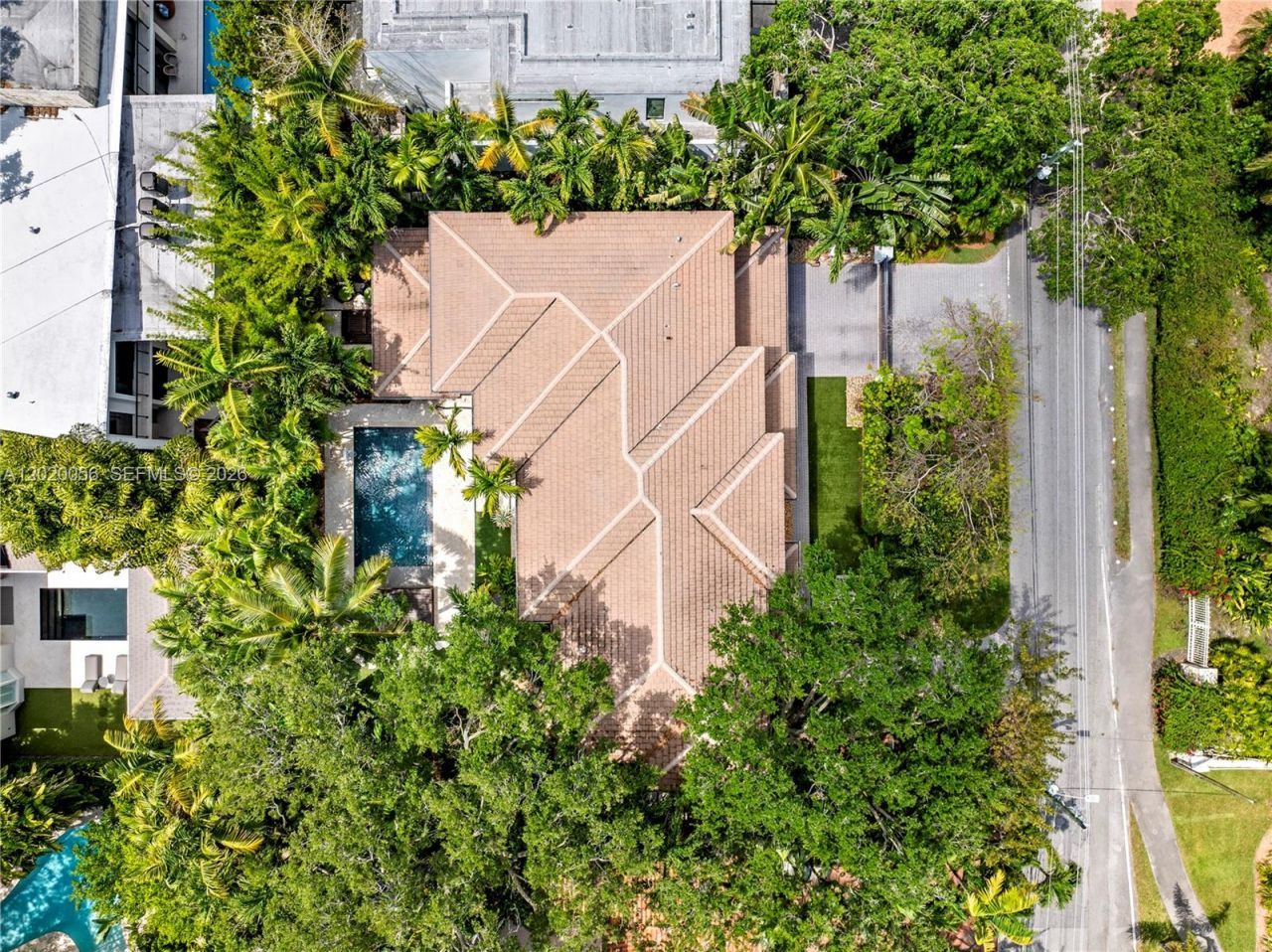 4196 S Douglas Rd , Miami, FL 33133 Photo