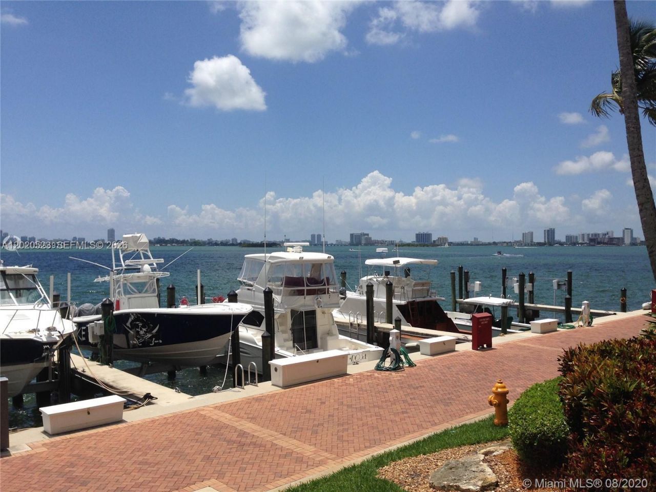 1000 Quayside Ter , Unit 701, Miami, FL 33138 Photo