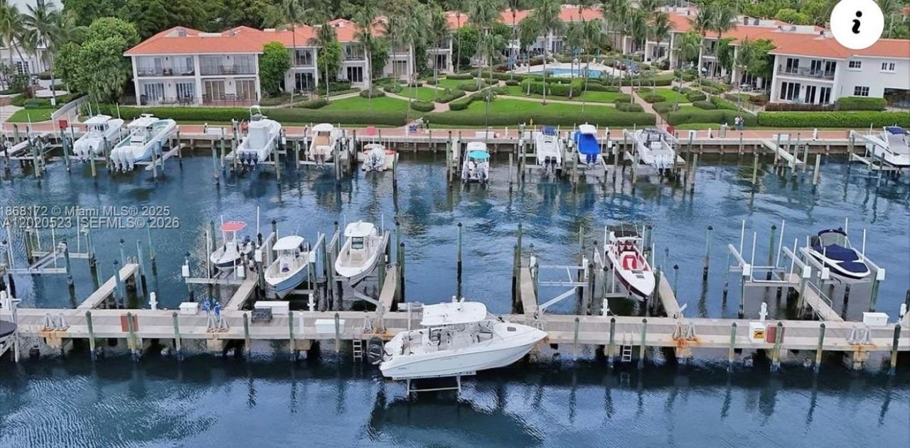1000 Quayside Ter , Unit 701, Miami, FL 33138 Photo